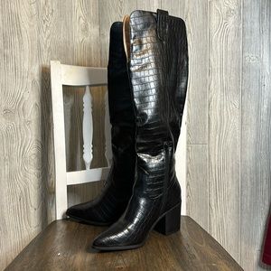 Black Journee Collection size 10 wide knee high boots